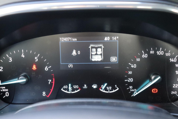 Ford Focus 1.0 EcoBoost Titanium Business org.NL trekhaak stoel+stuur+raamverw. Ford Focus 1.0 EcoBoost Titanium Business org.NL trekhaak stoel+stuur+raamverw.