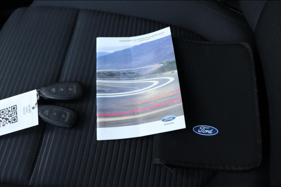 Ford Focus 1.0 EcoBoost Titanium Business org.NL trekhaak stoel+stuur+raamverw. Ford Focus 1.0 EcoBoost Titanium Business org.NL trekhaak stoel+stuur+raamverw.