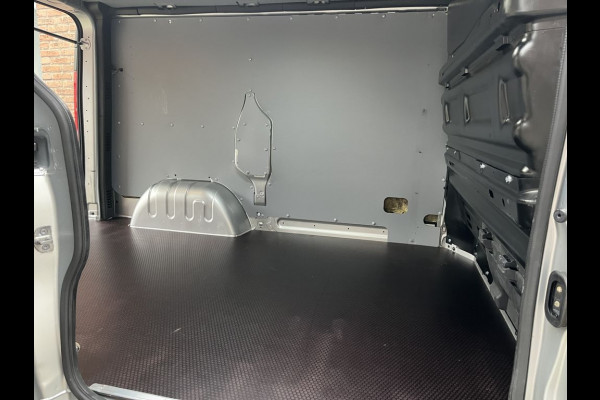 Opel Vivaro 1.6 CDTI E6 126pk Edition BPM Vrij! Lease €220 /m, Airco, Navi, PDC, Cruise controle, Onderhoudshistorie aanwezig
