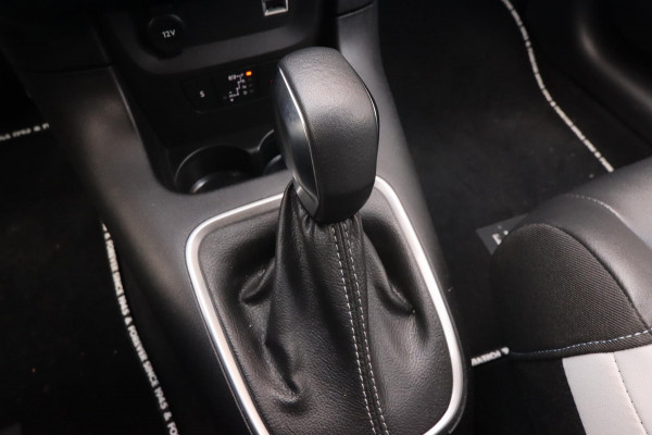 Citroën C3 1.2 PureTech ELLE Aut.|Leder Keyles Entry & GO Camera Cruise Control Navi Apple Carplay & Android Auto Led Citroën C3 1.2 PureTech ELLE Aut.|Leder Keyles Entry & GO Camera Cruise Control Navi Apple Carplay & Android Auto Led