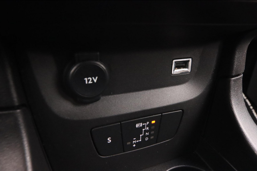 Citroën C3 1.2 PureTech ELLE Aut.|Leder Keyles Entry & GO Camera Cruise Control Navi Apple Carplay & Android Auto Led Citroën C3 1.2 PureTech ELLE Aut.|Leder Keyles Entry & GO Camera Cruise Control Navi Apple Carplay & Android Auto Led