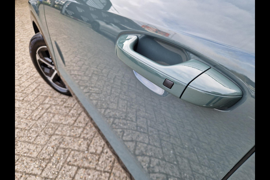 Kia Niro 1.6 GDi Hybrid DynamicLine | Navi | Clima | Adapt. Cruise | Camera | Sensoren voor & achter |