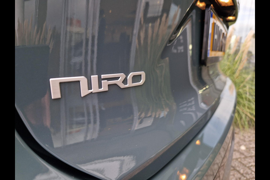 Kia Niro 1.6 GDi Hybrid DynamicLine | Navi | Clima | Adapt. Cruise | Camera | Sensoren voor & achter |