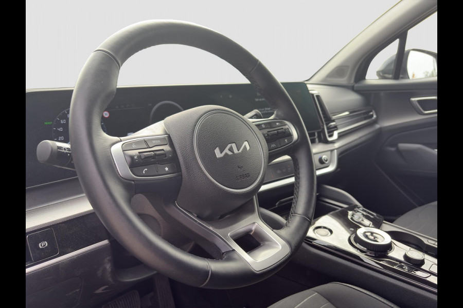 Kia Sportage 1.6 T-GDi Hybrid DynamicPlusLine Automaat | Pano | Stoelverwarming voor/achter | Camera | Dodehoekherkenning | Elektrische Stoelen | Cruise | Apple Carplay & Android Auto |