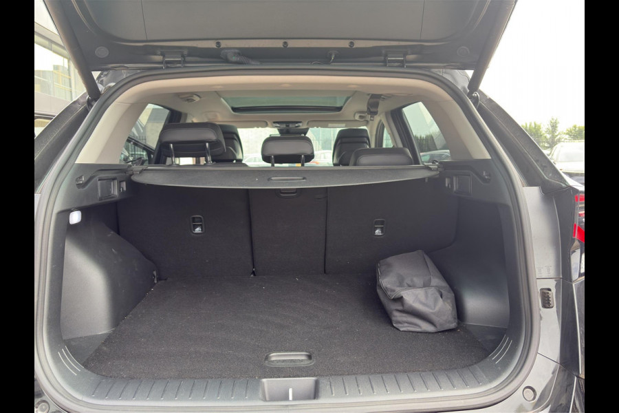Kia Sportage 1.6 T-GDi Hybrid DynamicPlusLine Automaat | Pano | Stoelverwarming voor/achter | Camera | Dodehoekherkenning | Elektrische Stoelen | Cruise | Apple Carplay & Android Auto |