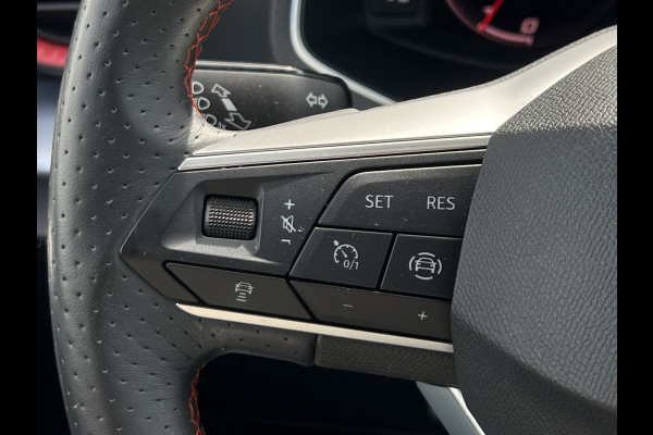 Seat Ibiza 1.0 EcoTSI FR Business Connect | Navi | Carplay | LED | Camera | ACC Seat Ibiza 1.0 EcoTSI FR Business Connect | Navi | Carplay | LED | Camera | ACC