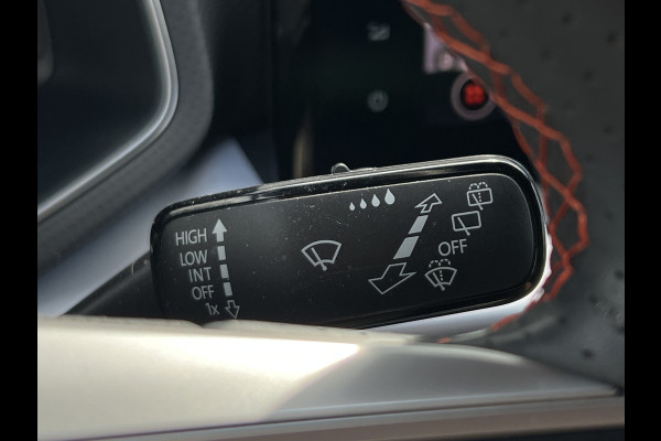 Seat Ibiza 1.0 EcoTSI FR Business Connect | Navi | Carplay | LED | Camera | ACC Seat Ibiza 1.0 EcoTSI FR Business Connect | Navi | Carplay | LED | Camera | ACC