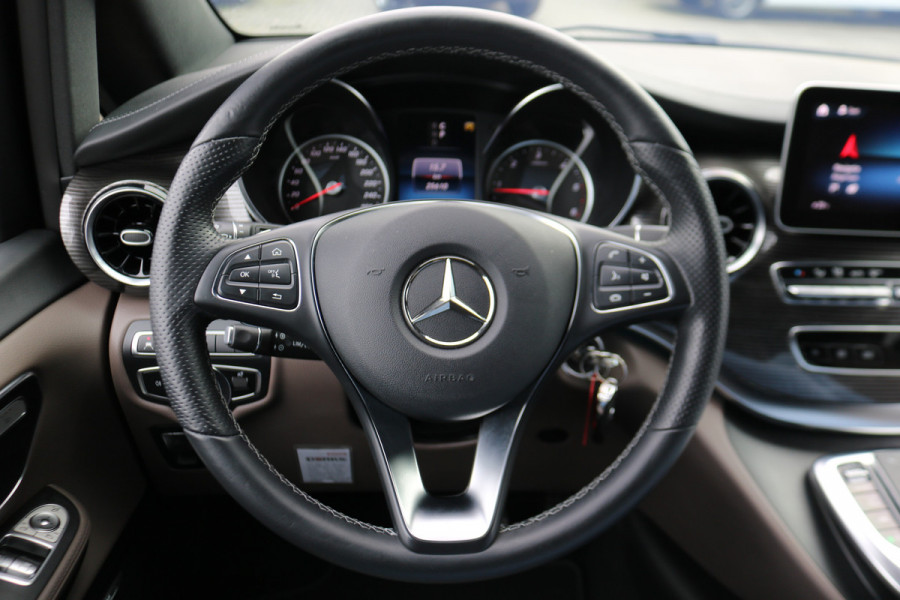 Mercedes-Benz V-Klasse 300d XL DC Avantgarde Edition AMG Airmatic Burmester
