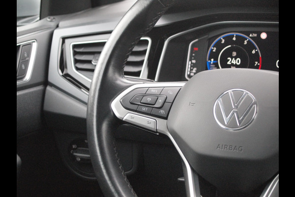 Volkswagen Taigo 1.0 TSI R-Line Business | R-Line | Camera | Automaat | Stoelverwarming | NL-Auto |