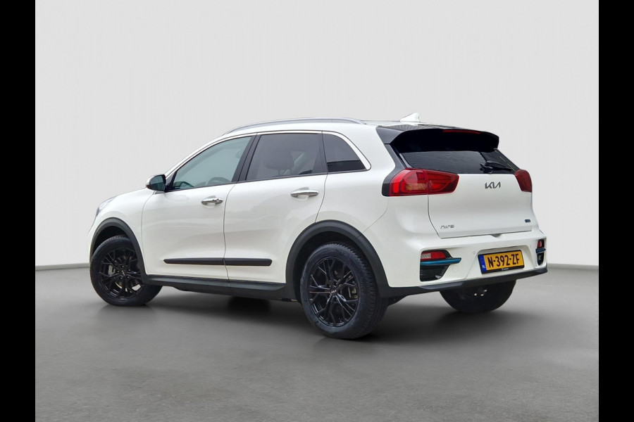 Kia e-Niro ExecutiveLine 64 kWh | 1e Eigenaar | Open Dak | LED | RMC Trekhaak | JBL | Stoelventilatie |