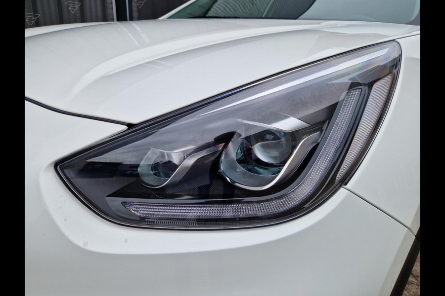 Kia e-Niro ExecutiveLine 64 kWh | 1e Eigenaar | Open Dak | LED | RMC Trekhaak | JBL | Stoelventilatie |