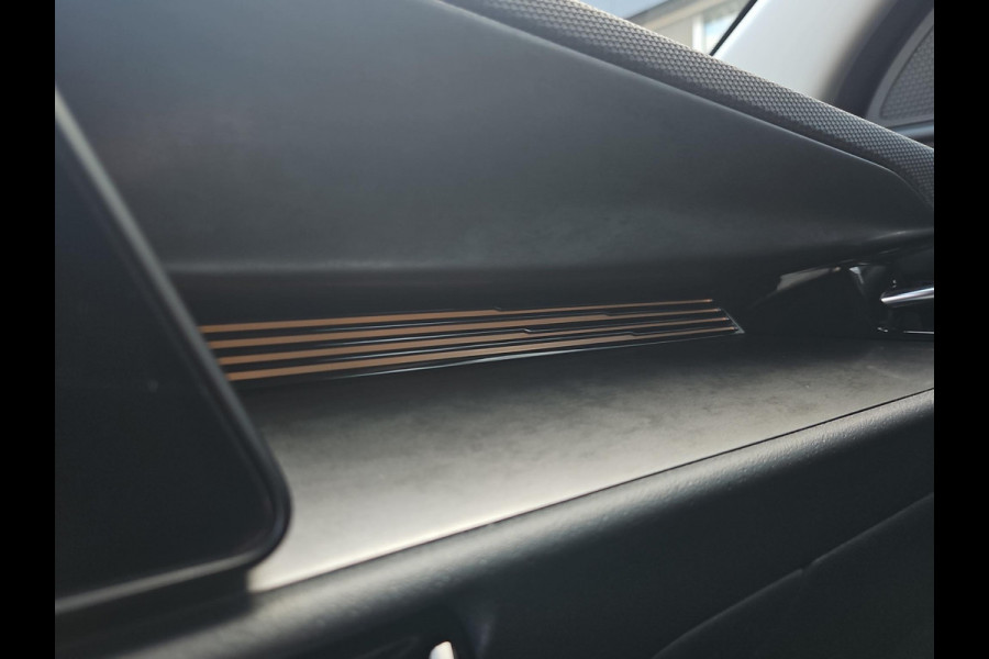 Kia Niro EV Edition Advanced 64.8 kWh | Prijs incl. vooraftrek 2000.- inruilpremie | Automaat | Stoel & Stuurverwarming | Navi | Camera | Cruise | Sensoren |