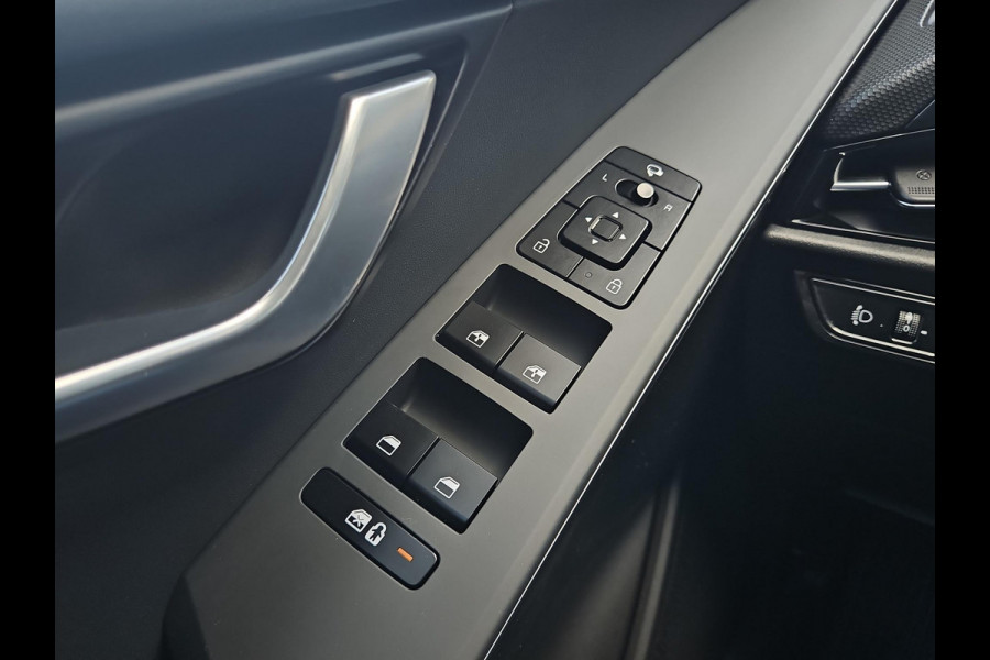 Kia Niro EV Edition Advanced 64.8 kWh | Prijs incl. vooraftrek 2000.- inruilpremie | Automaat | Stoel & Stuurverwarming | Navi | Camera | Cruise | Sensoren |