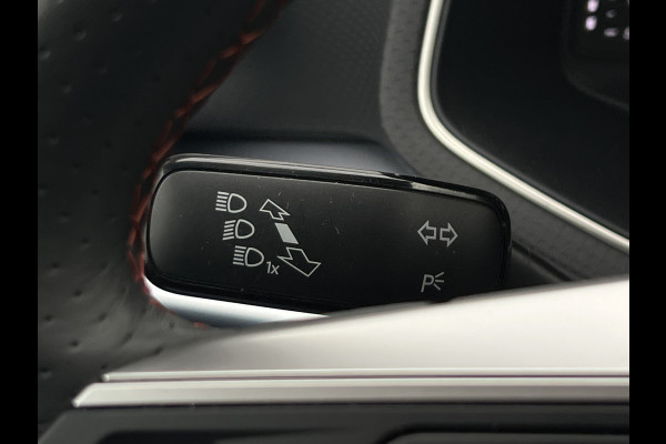 Seat Ibiza 1.0 TSI FR Business Intense Plus | Virtual Cockpit | Camera | LED | 18 inch Seat Ibiza 1.0 TSI FR Business Intense Plus | Virtual Cockpit | Camera | LED | 18 inch