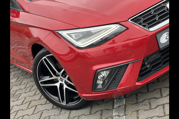 Seat Ibiza 1.0 TSI FR Business Intense Plus | Virtual Cockpit | Camera | LED | 18 inch Seat Ibiza 1.0 TSI FR Business Intense Plus | Virtual Cockpit | Camera | LED | 18 inch