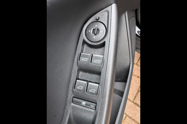 Ford Focus 1.0 125pk 5deurs Lease Edition Airco/ECC,Navigatie,Leder Interieur