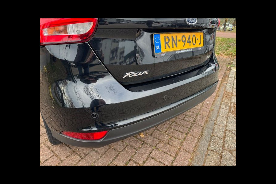 Ford Focus 1.0 125pk 5deurs Lease Edition Airco/ECC,Navigatie,Leder Interieur