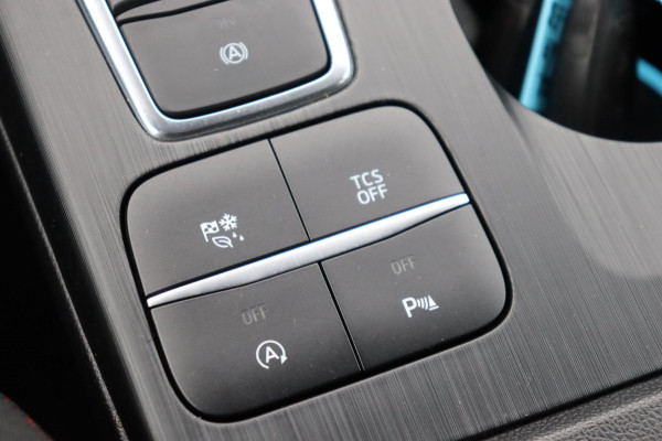 Ford FOCUS Wagon 1.5 EcoBoost ST Line X Business org.NL trekhaak a.camera el.klep winter-pack