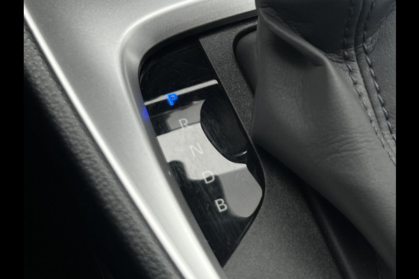 Toyota Yaris Cross 1.5 Hybrid Dynamic | Trekhaak | Navi | Camera | ACC Toyota Yaris Cross 1.5 Hybrid Dynamic | Trekhaak | Navi | Camera | ACC