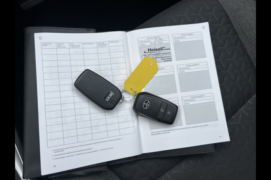 Toyota Yaris Cross 1.5 Hybrid Dynamic | Trekhaak | Navi | Camera | ACC Toyota Yaris Cross 1.5 Hybrid Dynamic | Trekhaak | Navi | Camera | ACC