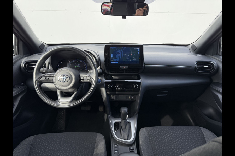 Toyota Yaris Cross 1.5 Hybrid Dynamic | CarPlay | Camera | ACC | Keyless | LED | DAB | 17 inch