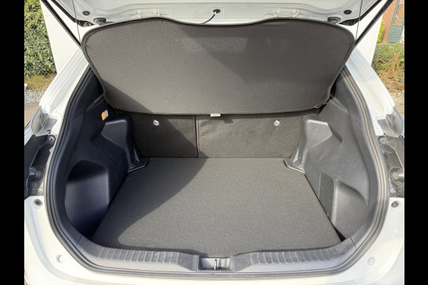 Toyota Yaris Cross 1.5 Hybrid Dynamic | CarPlay | Camera | ACC | Keyless | LED | DAB | 17 inch