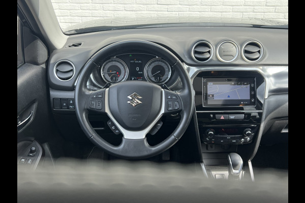 Suzuki Vitara 1.5 Hybrid Style AllGrip | Navi | Pano | LED | Camera Suzuki Vitara 1.5 Hybrid Style AllGrip | Navi | Pano | LED | Camera