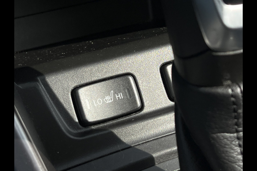 Suzuki Vitara 1.5 Hybrid Style AllGrip | Navi | Pano | LED | Camera Suzuki Vitara 1.5 Hybrid Style AllGrip | Navi | Pano | LED | Camera