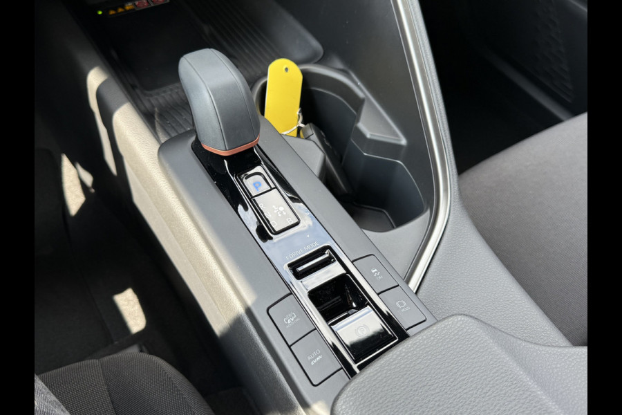 Toyota C-HR 2.0 Plug-in Hybrid 220 Dynamic | ACC | Camera | Navi XL | Keyless | Winter-Pakket | 18 inch