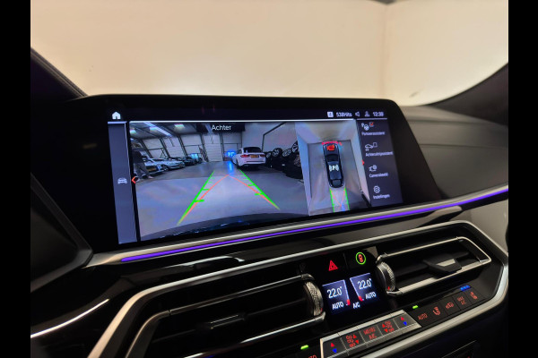BMW X6 M50i / Pano / Harman / Laser / HUD / Memory / CarPlay