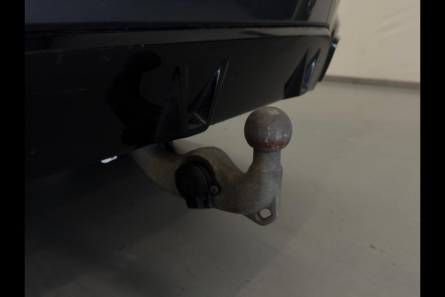 BMW X6 M50i / Pano / Harman / Laser / HUD / Memory / CarPlay