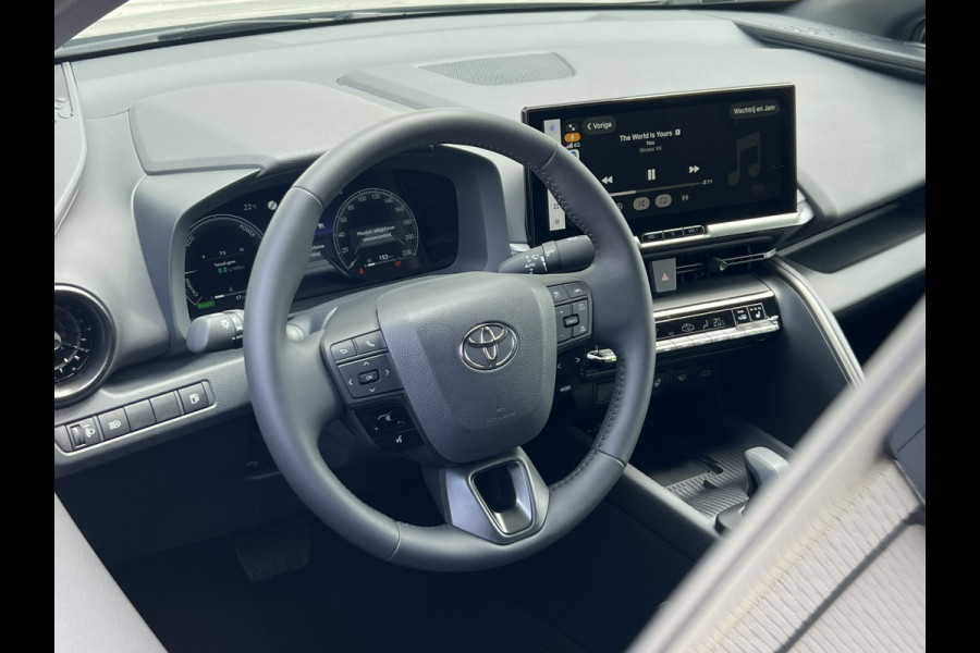 Toyota C-HR 2.0 Hybrid 200 Dynamic Plus | ZONDER STEKKER! | Navi XL | Winter Pack | Camera | ACC
