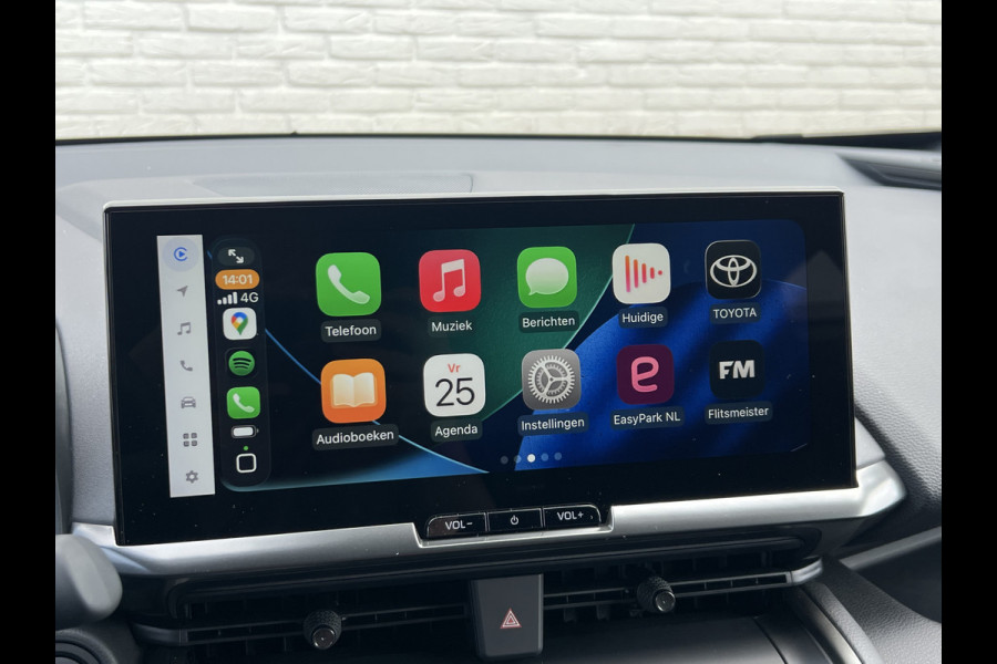 Toyota C-HR 2.0 Hybrid 200 Dynamic Plus | ZONDER STEKKER! | Navi XL | Winter Pack | Camera | ACC