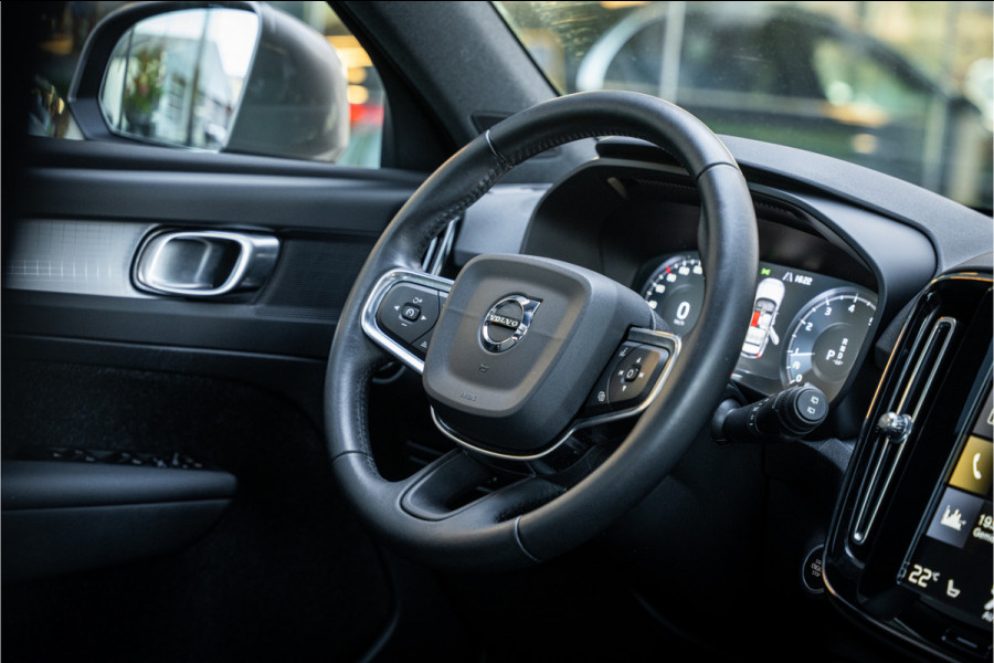 Volvo XC40 1.5 T2 Business Pro Aut.8 ** Panodak ** Camera ** 19inch ** Winter-line NAP!!