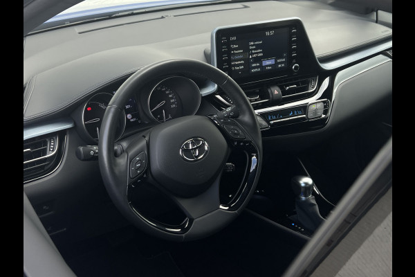 Toyota C-HR 2.0 Hybrid Bi-Tone | Navi | Carplay | Dodehoek | Park Assist | Camera