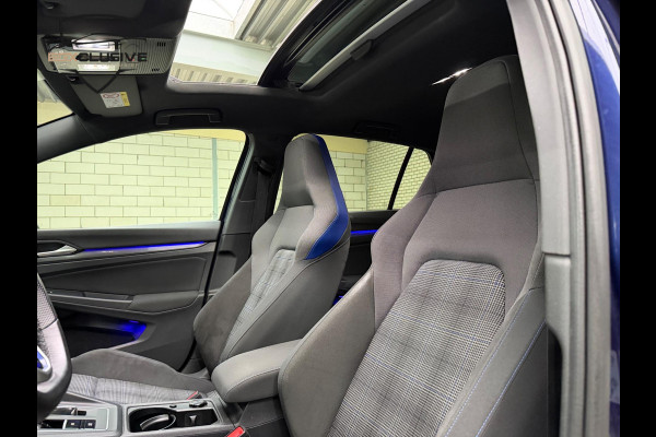 Volkswagen Golf 1.4 eHybrid GTE Pano/Camera/Keyless Volkswagen Golf 1.4 eHybrid GTE Pano/Camera/Keyless