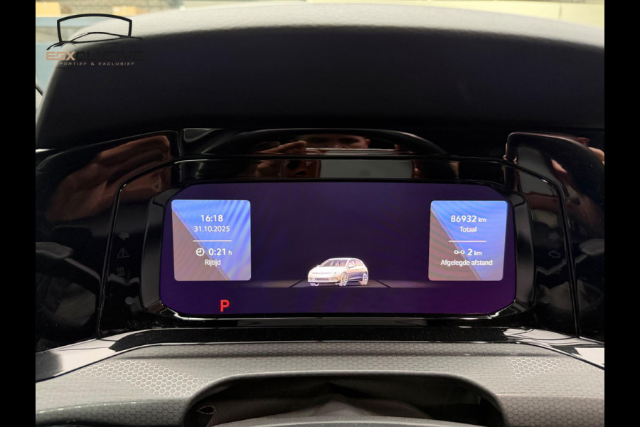 Volkswagen Golf 1.4 eHybrid GTE Pano/Camera/Keyless Volkswagen Golf 1.4 eHybrid GTE Pano/Camera/Keyless