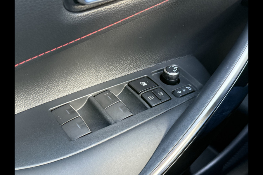 Toyota Corolla Touring Sports 2.0 Hybrid Business GR-Sport | Pano | Trekhaak | JBL | ACC | Keyless | LED | 18 inch