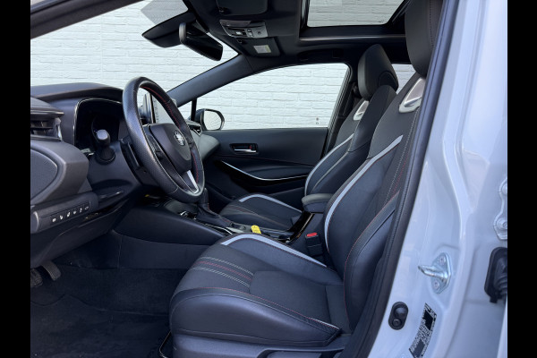 Toyota Corolla Touring Sports 2.0 Hybrid Business GR-Sport | Pano | Trekhaak | JBL | ACC | Keyless | LED | 18 inch