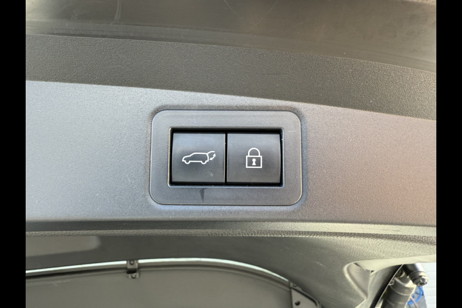 Toyota Corolla Touring Sports 2.0 Hybrid Business GR-Sport | Pano | Trekhaak | JBL | ACC | Keyless | LED | 18 inch