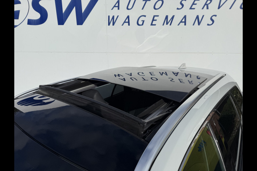 Toyota Corolla Touring Sports 2.0 Hybrid Business GR-Sport | Pano | Trekhaak | JBL | ACC | Keyless | LED | 18 inch