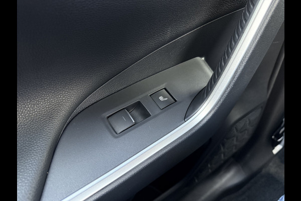 Toyota RAV4 2.5 Plug-in Hybrid AWD Bi-Tone Plus | Trekhaak | Memory | CarPlay | ACC | Camera | 19 inch
