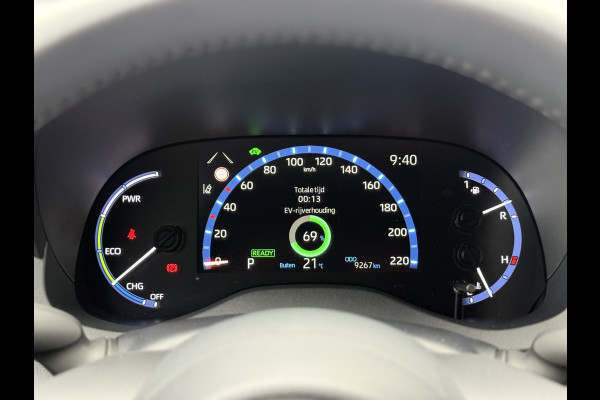 Toyota Yaris Cross 1.5 Hybrid Dynamic | CarPlay | ACC | Camera | LED | DAB | 17 inch