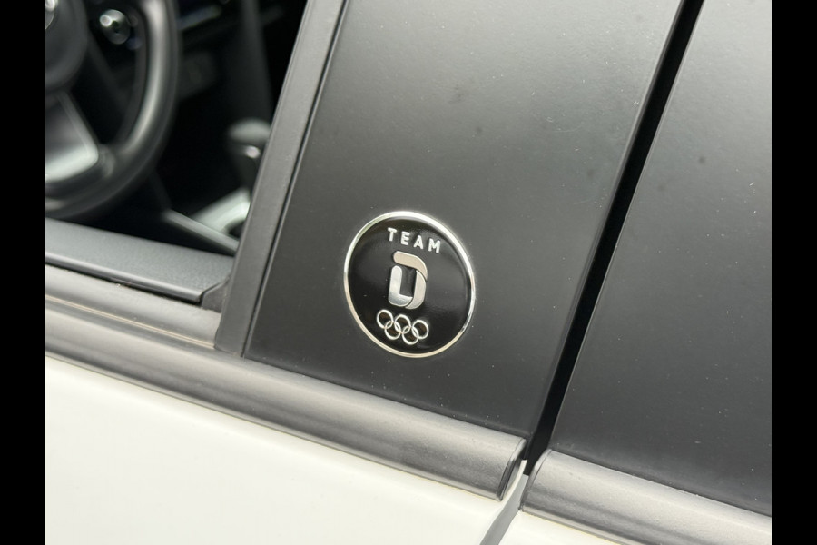 Toyota Yaris Cross 1.5 Hybrid Dynamic | CarPlay | ACC | Camera | LED | DAB | 17 inch