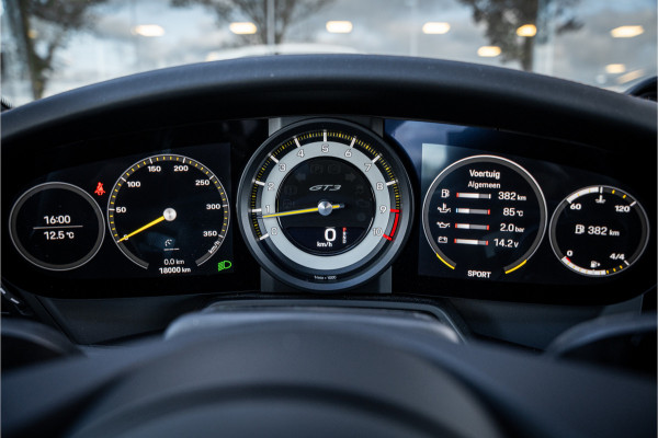 Porsche 911 4.0 GT3 ** Clubsport ** PPF ** PCCB ** Lift ** Carbon Dak ** PTV Plus ** 4-wiel sturing NP 295K ** NL geleverd ** NAP