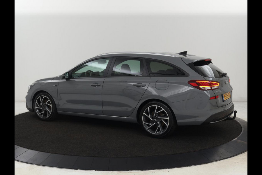 Hyundai i30 1.5 T-GDi MHEV N Line | Trekhaak | Sportstoelen | Stoelverwarming | Full LED | Carplay | Camera | Leder/Alcantara | Memory | Keyless | Climate control