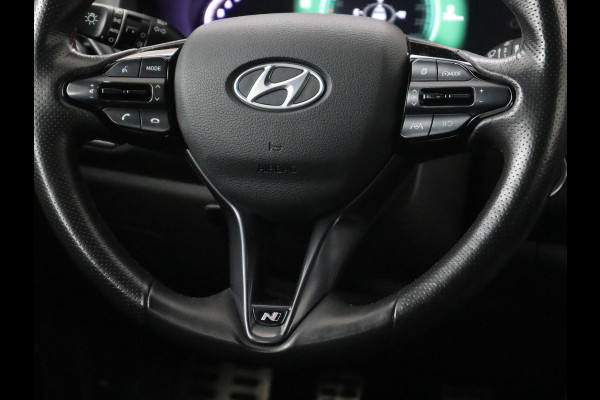 Hyundai i30 1.5 T-GDi MHEV N Line | Trekhaak | Sportstoelen | Stoelverwarming | Full LED | Carplay | Camera | Leder/Alcantara | Memory | Keyless | Climate control