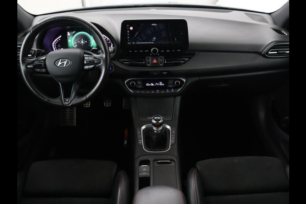 Hyundai i30 1.5 T-GDi MHEV N Line | Trekhaak | Sportstoelen | Stoelverwarming | Full LED | Carplay | Camera | Leder/Alcantara | Memory | Keyless | Climate control