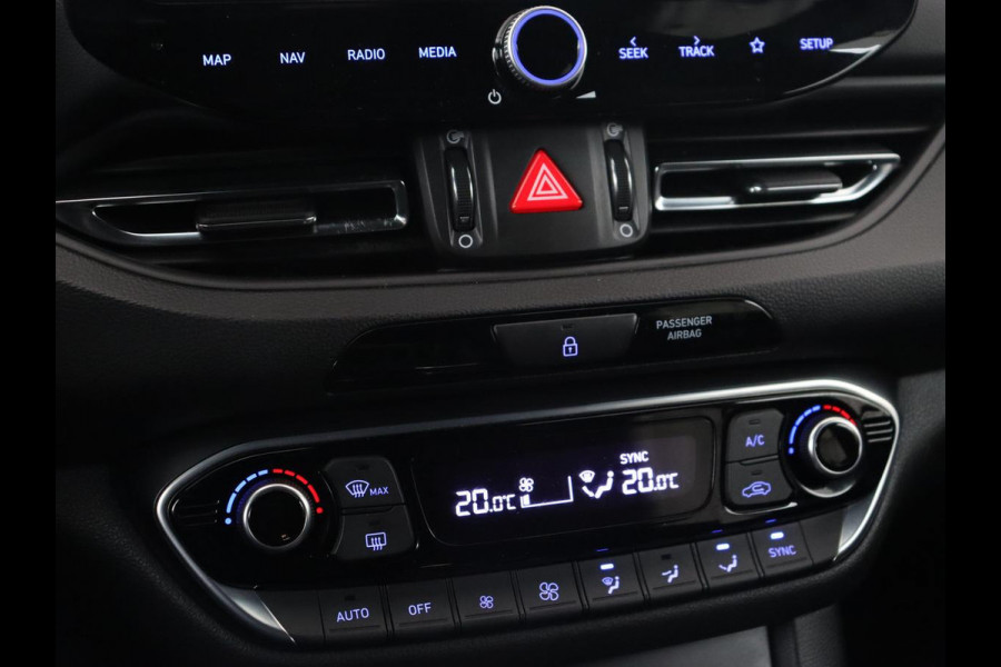 Hyundai i30 1.5 T-GDi MHEV N Line | Trekhaak | Sportstoelen | Stoelverwarming | Full LED | Carplay | Camera | Leder/Alcantara | Memory | Keyless | Climate control