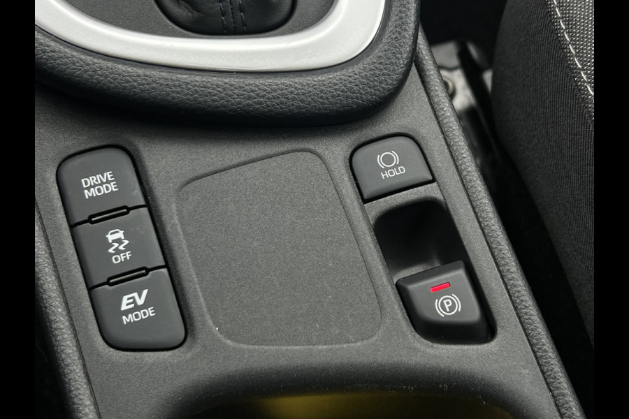 Toyota Yaris 1.5 Hybrid Dynamic | Trekhaak | LED | ACC | Stoelverwarming | Camera